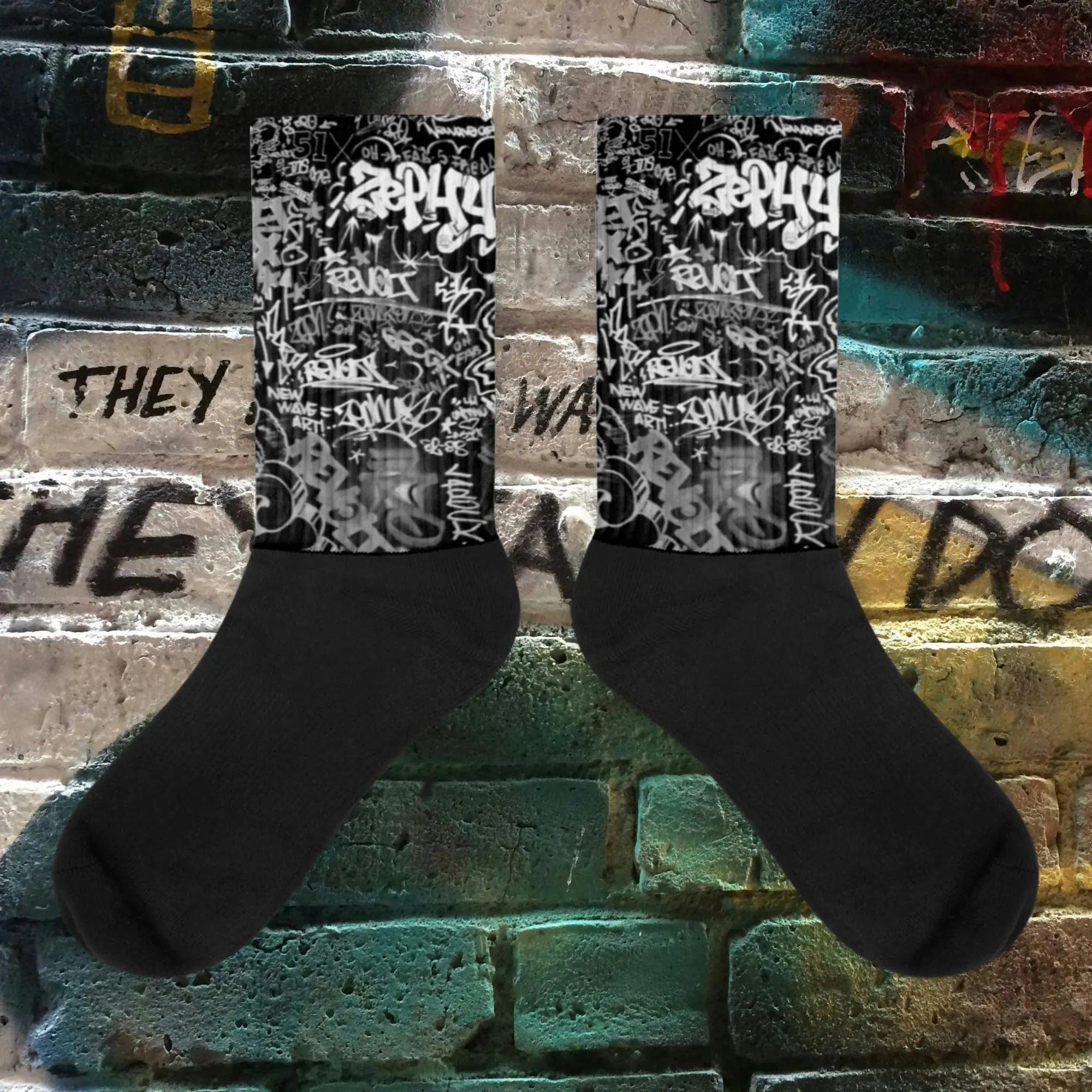 N.2.S art studio M Socks Graff