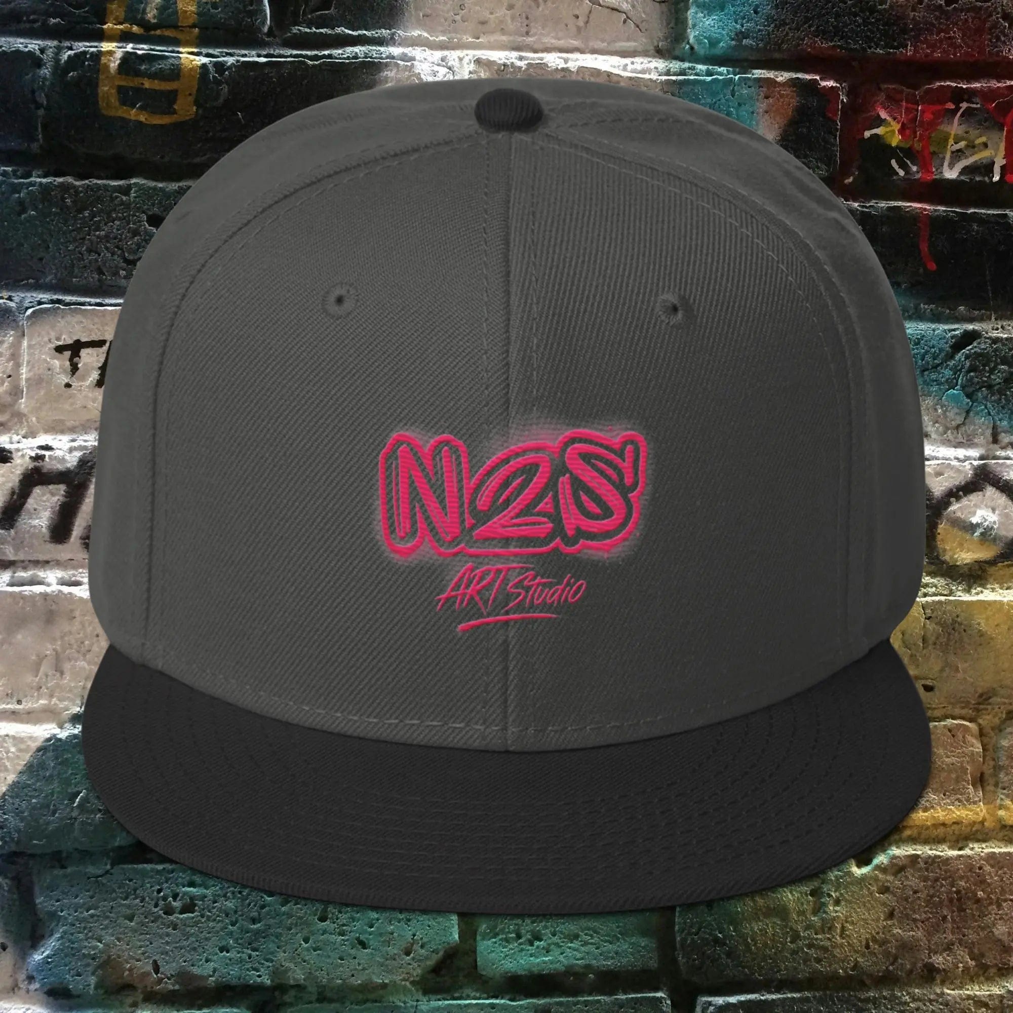 N.2.S art studio Noir / Gris Anthracite / Gris Anthracite Casquette Snapback N2S Néon
