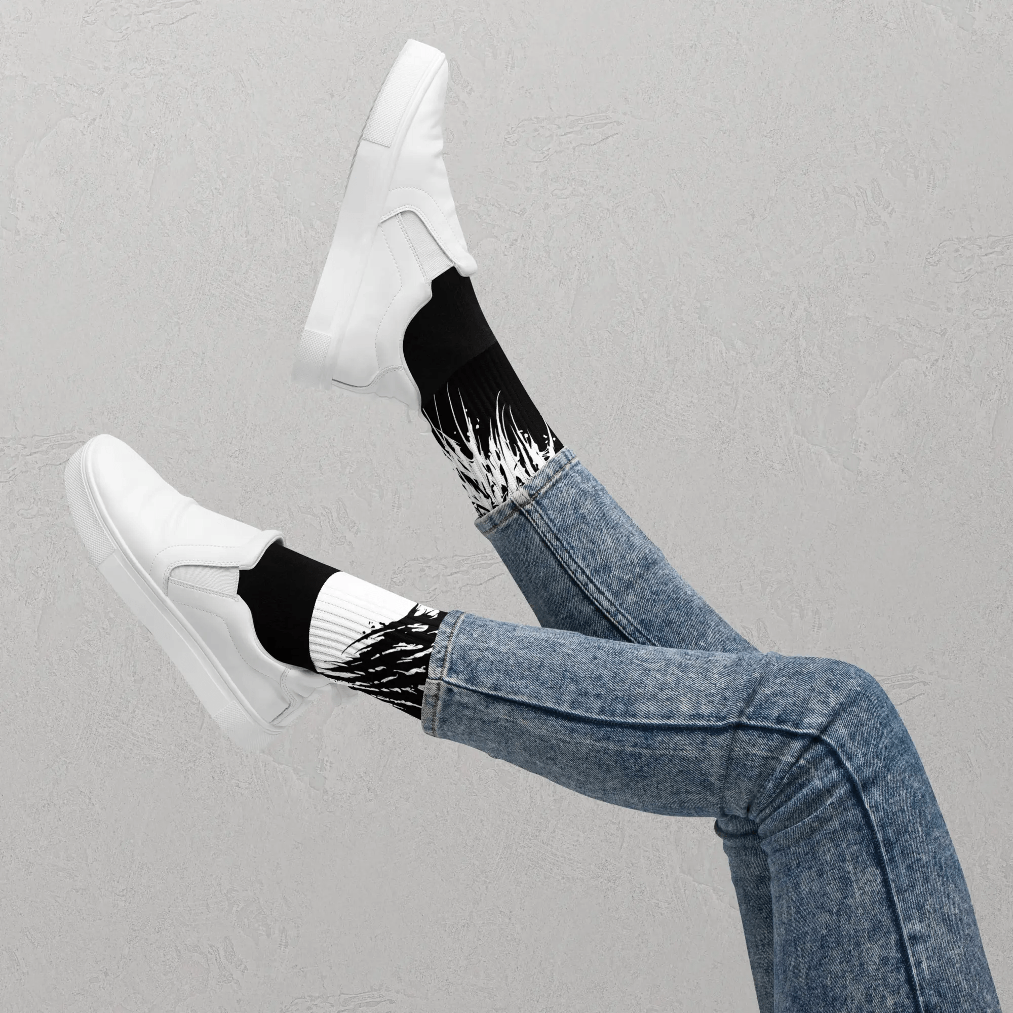 N.2.S art studio Socks Trashers